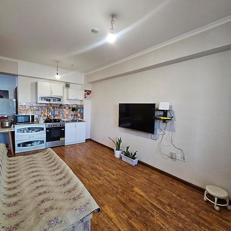 Cozy Apartment Near City Center Ulan Bator Exteriör bild